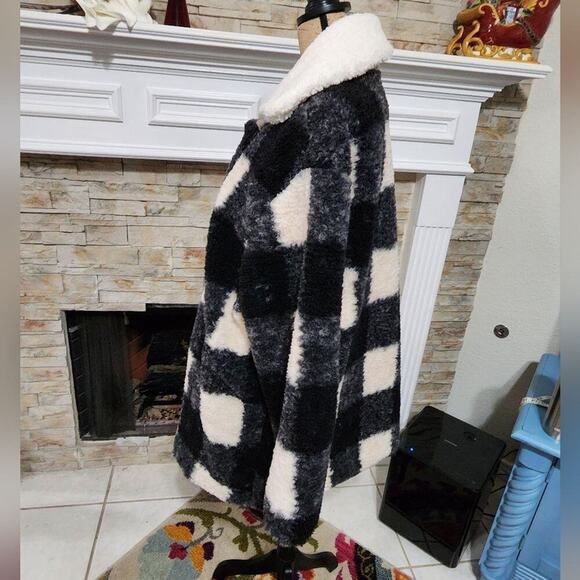 C&C California black and white Buffalo windowpane plaid teddy coat jacket plus 2 - Picture 4 of 9
